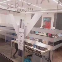 چاپ استیکر و مش اکو و یووی|خدمات رایانهای و موبایل|تهران, بهارستان|دیوار