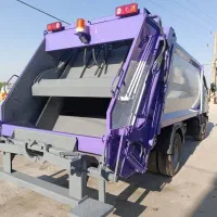 نقاش ماهر یا نیمه ماهر