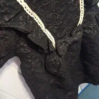 لباس دخترانه|کفش و لباس بچه|اندیشه, اندیشه فاز ۱|دیوار