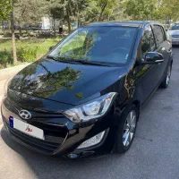 هیوندا i20