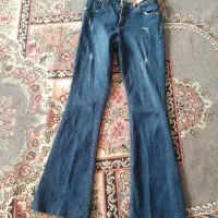 شلوار لی دخترانه در حد نو