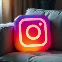 ادمین اینستاگرام و اپراتور فروش