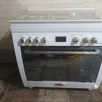 فرگاز و لباس شویی در حد نو