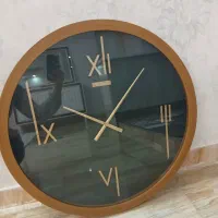 ساعت دیواری نو و شیک