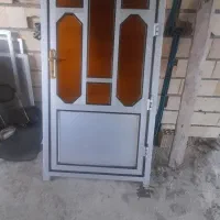 درب و پنجره آلومینیومی