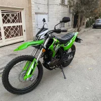 تریل t4 سالم به شرط بدون خط و خش|موتورسیکلت|تهران, تهرانپارس شرقی|دیوار