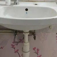 روشویی  و آیینه باکس دار