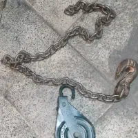 نقاله و قلاب و زنجیر