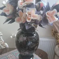 گلدان شیشهای