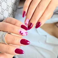 کاشت ناخن و کفسابی تخفیف ویژه به مدت محدود|خدمات آرایشگری و زیبایی|همدان, |دیوار