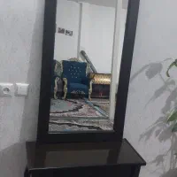 یک بوفه ویک میز واینه سالم ب علت  کمبود جا