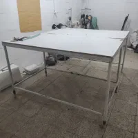 میز ۱ونیم در ۱و هشتاد