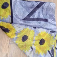 تعدادی شال زنانه|لباس|آمل, |دیوار