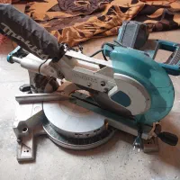 فارسی بر  ماکیتا