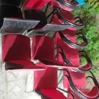 ۱۳ عدد صندلی