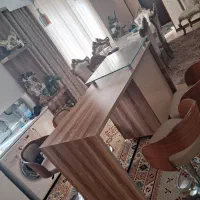 میز جزیره آشپزخانه با ۴ صندلی