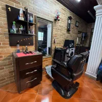 اجاره صندلی و اتاق ماساژ و تاتو بدن سالن vipمردانه