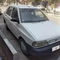 یک دستگاه سواری پراید مدل ۹۸ فروشی
