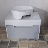 کمد و کاسه روشویی و شیر روشویی|لوازم سرویس بهداشتی|سنندج, |دیوار