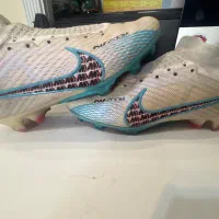 کفش فوتبالی