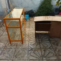 ویترین و میز