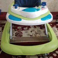 روروئک و تعدادی اسباب بازی