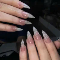 کاشت ناخن باپودر فقط ۱۸۰هزارتومان(آفر ویژه پاییزه)|خدمات آرایشگری و زیبایی|قدس, شهرقدس|دیوار