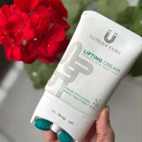 کرم لیفتینگ غلتک داره لاکچری کوین