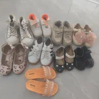 چندجفت کفش بچگانه سایز 27و25و24