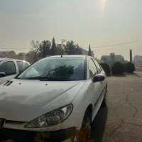 206sd مدل v8 سال ۹۳ بی رنگ سالم