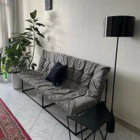 کاناپه۳ نفره پارچه‌ای و پایه فلزی بسیار شیک و سالم|مبلمان خانگی و میز عسلی|تهران, اختیاریه|دیوار
