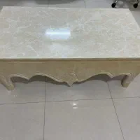 صندلی و آینه و کنسول و لوازم سالن زیبایی