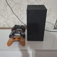 ایکس باکس سری ایکس یه ترابایت سه دست گیره