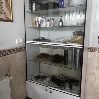 ویترین   موبایل فروشی