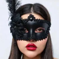 پوشاک زنانه چرم خاص بندی نقاب