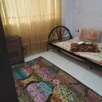 یک دستگاه ساختمان دوطبقه اجاره ای دربستی