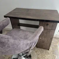 میز و صندلی