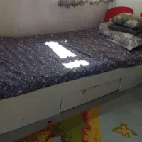 تخت خواب نوجوان