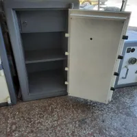گاوصندوق ارتفاع 1 متر گاو صندوق رمز و کلید|ابزارآلات|تهران, ستارخان|دیوار