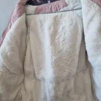 کاپشن برای ۷ یا ۸ سال|کفش و لباس بچه|چالوس, |دیوار