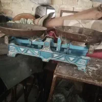 ترازو قدیمی|کلکسیون اشیاء عتیقه|مشکین‌دشت, |دیوار