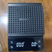 ترازوی دیجیتال در حد نو