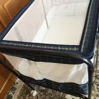 گهواره فلزی بسیار محکم و بادوام.