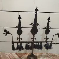 علامت کوچک دست ساز علم