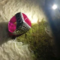 نگشتر یاقوت اصل قدیمی دست ساز با رکاب نقره|کلکسیون اشیاء عتیقه|تربت جام, بیست متری منبع آب|دیوار