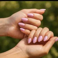 کاشت ناخن|خدمات آرایشگری و زیبایی|خرمآباد, |دیوار