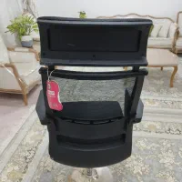 صندلی گردان حرفه ای