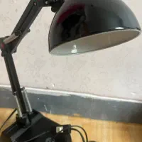 چراغ مطالعه یا چراغ خواب