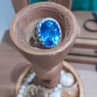 انگشتر توپاز سوئیس اصل شناسنامه دار