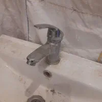 روشویی با کابین و اینه و شیر|لوازم سرویس بهداشتی|قم, حاج زینل|دیوار